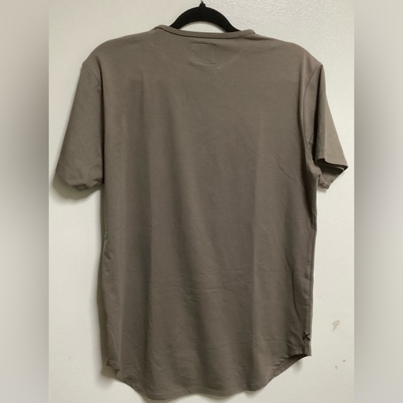 Cuts Elongated T Shirt M - Picture 2 of 3